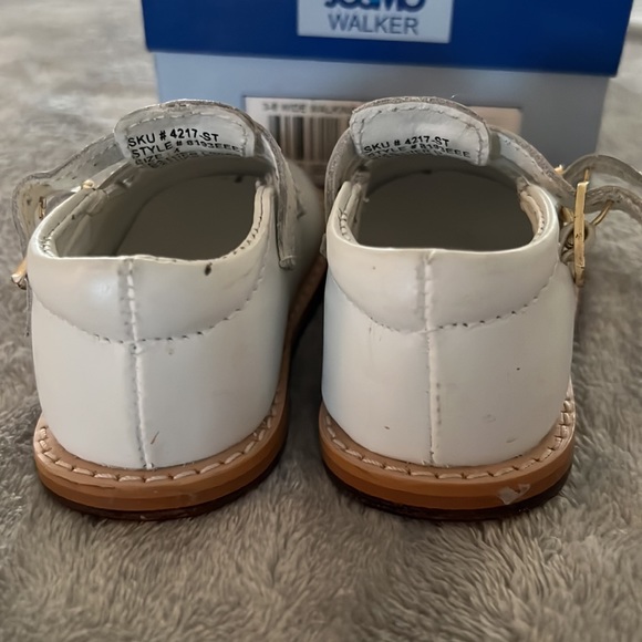 Shoes - Picture 3 of 6